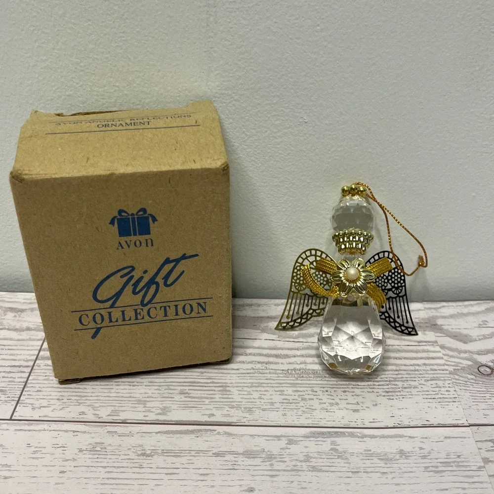 Avon Angelic Reflections Crystal‎ Ornament Gift Collection with Box